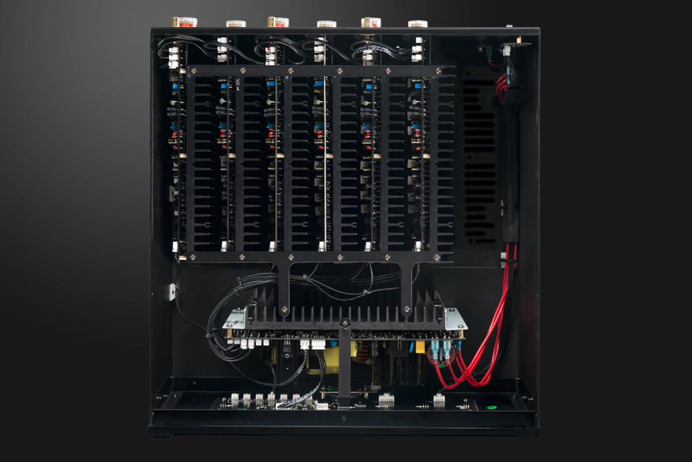 XPA-DR3 Differential Reference™ Three-Channel Power Amplifier