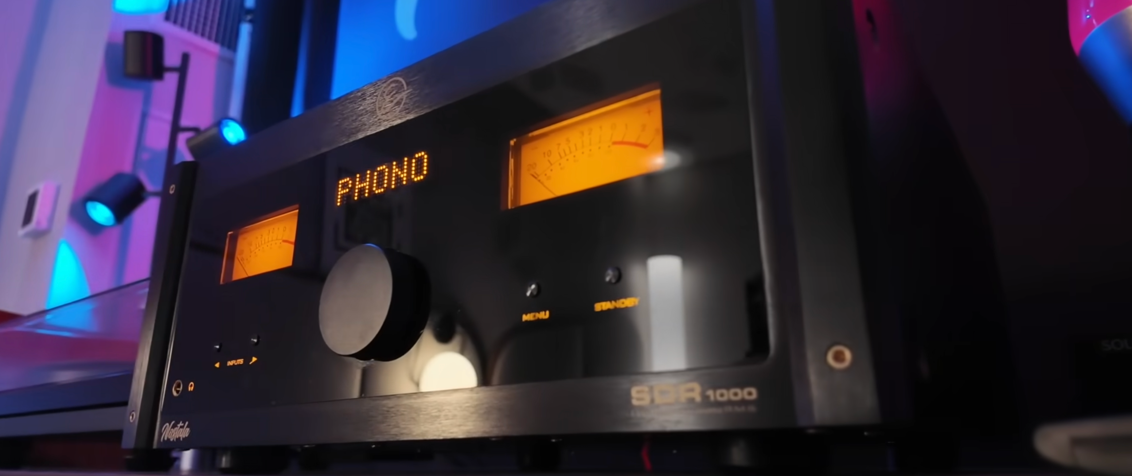 Cheapaudioman previews the upcoming Nostala SDR1000 from Axpona!